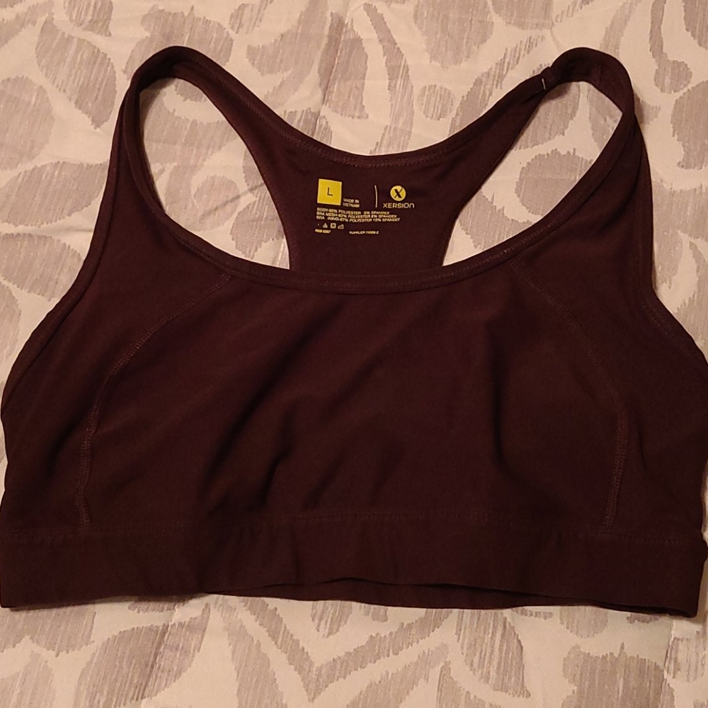 Xersion sports bra